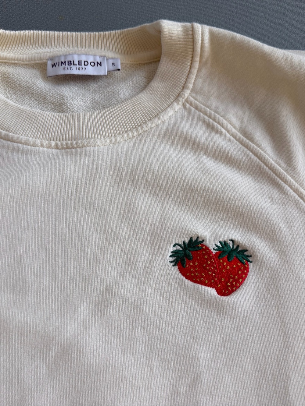 Women’s Wimbledon Cream Sweatshirt with Strawberry Patch never worn. - Picture 3 of 3
